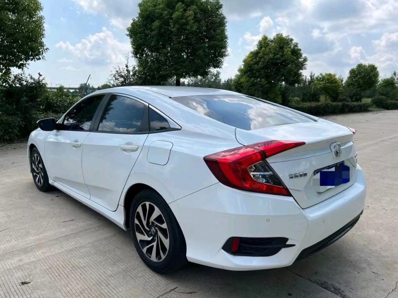 盐城17年本田思域4