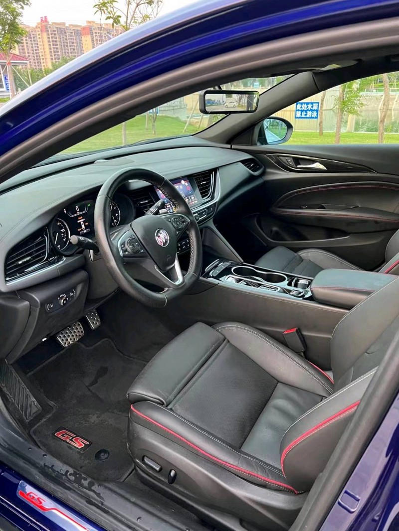 徐州21年别克君威7