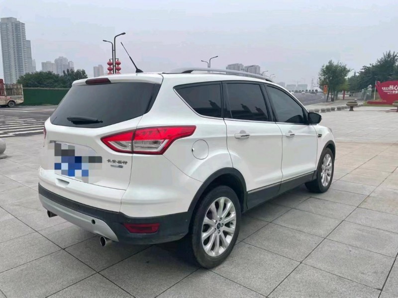 东营13年福特翼虎2