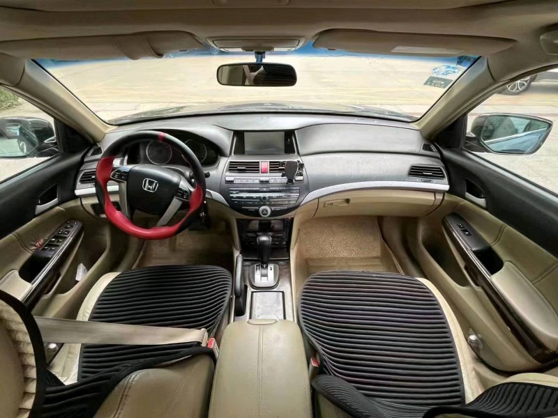 枣庄09年本田雅阁2