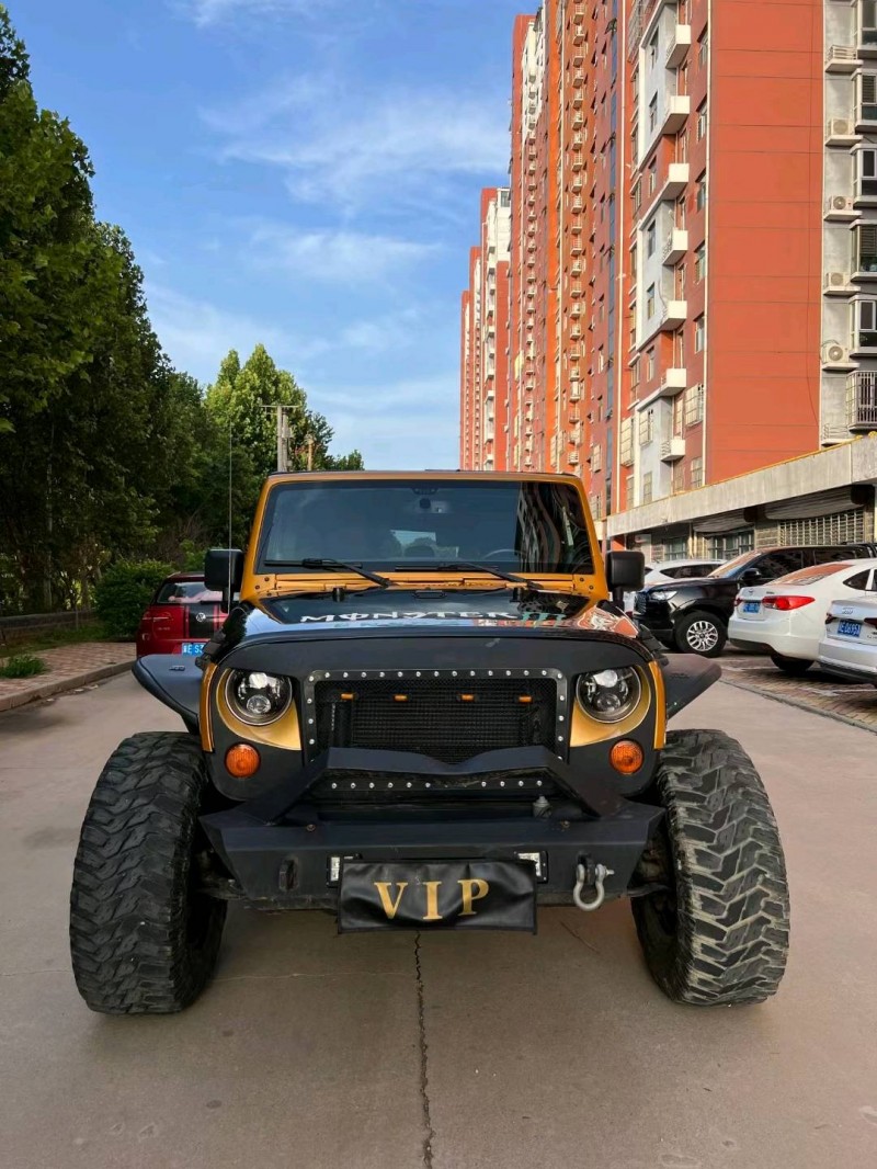 邢臺14年Jeep牧馬人9