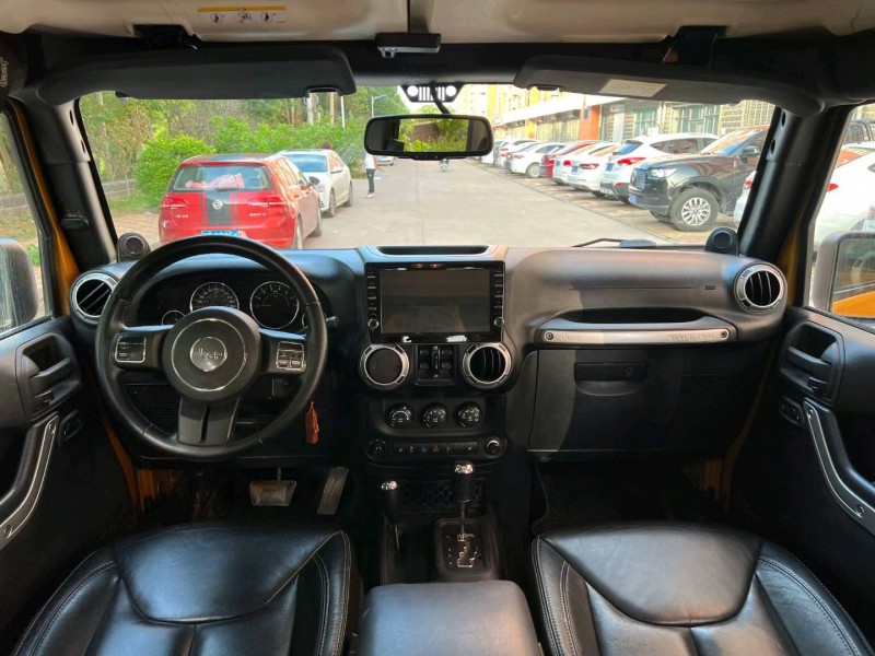 邢臺14年Jeep牧馬人2