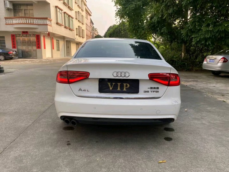 廣州14年奧迪A4L8