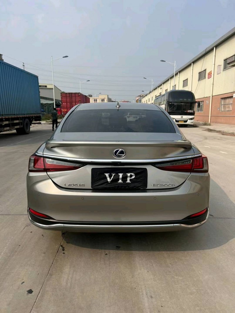 东莞19年雷克萨斯ES9