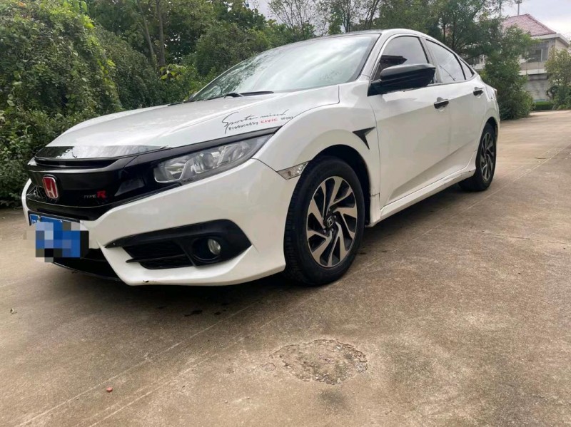 东营17年本田思域2