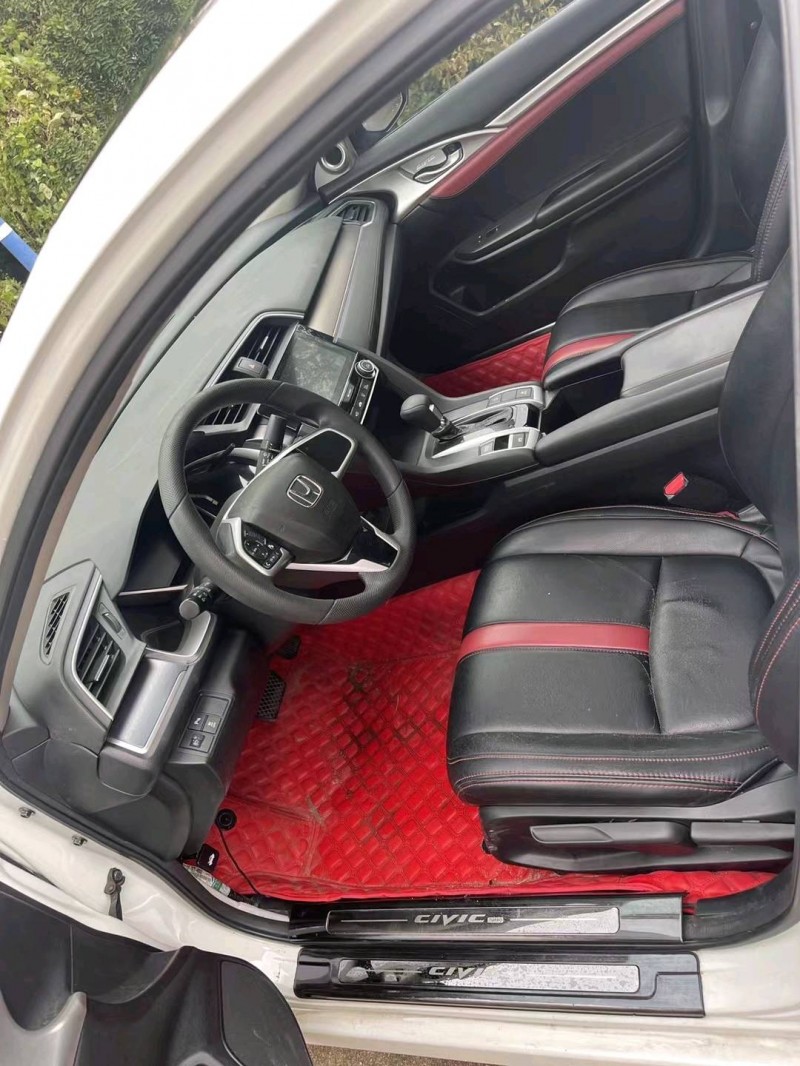 东营17年本田思域8