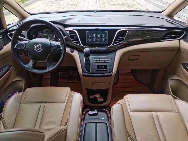 枣庄19年别克GL81