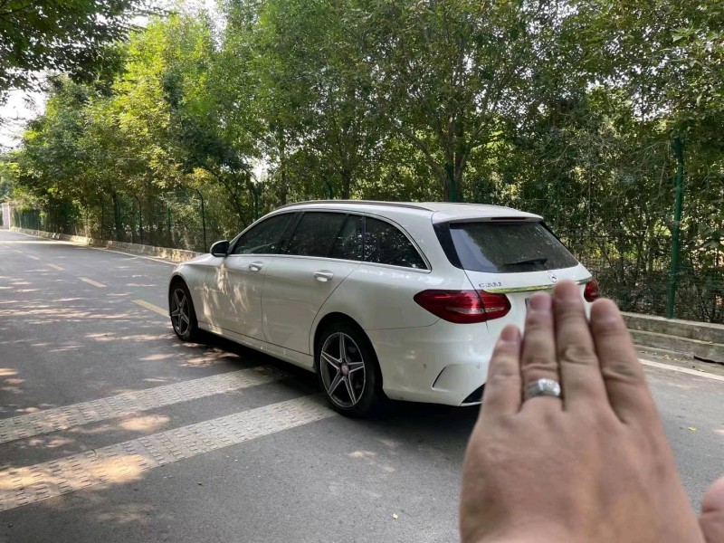 东营16年奔驰C4