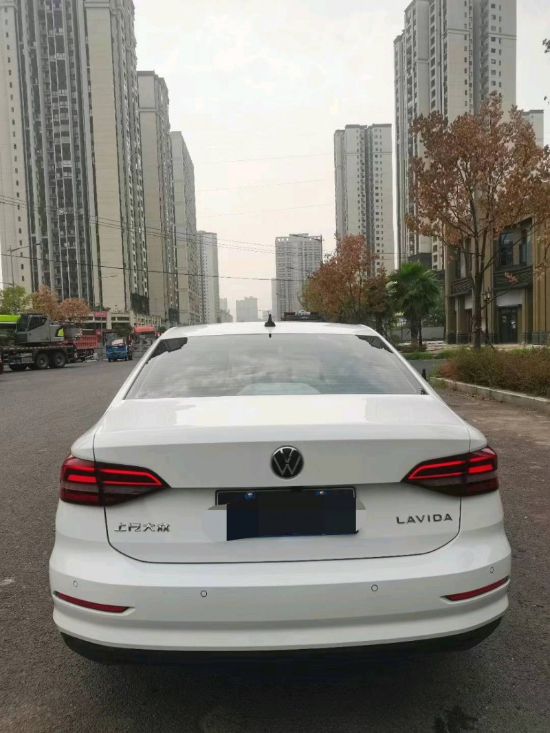 重庆22年大众朗逸7