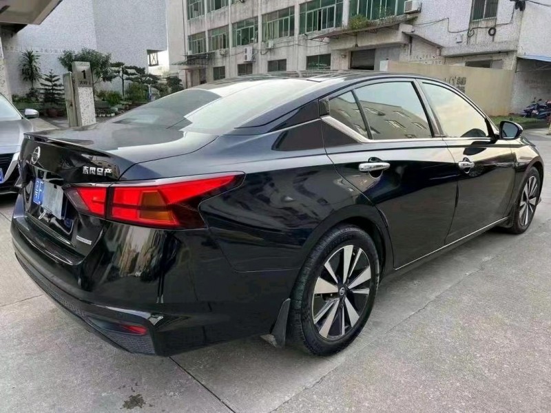 东莞21年日产天籁6