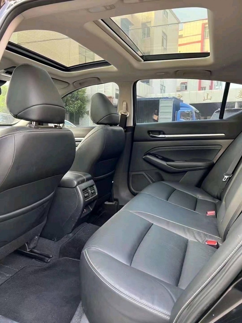 东莞21年日产天籁7