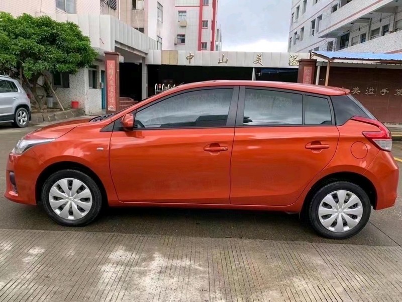 中山16年丰田YARiS L 致炫3