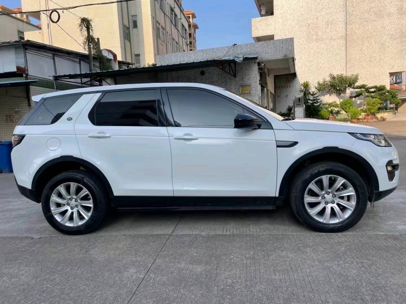 中山19年路虎发现神行2