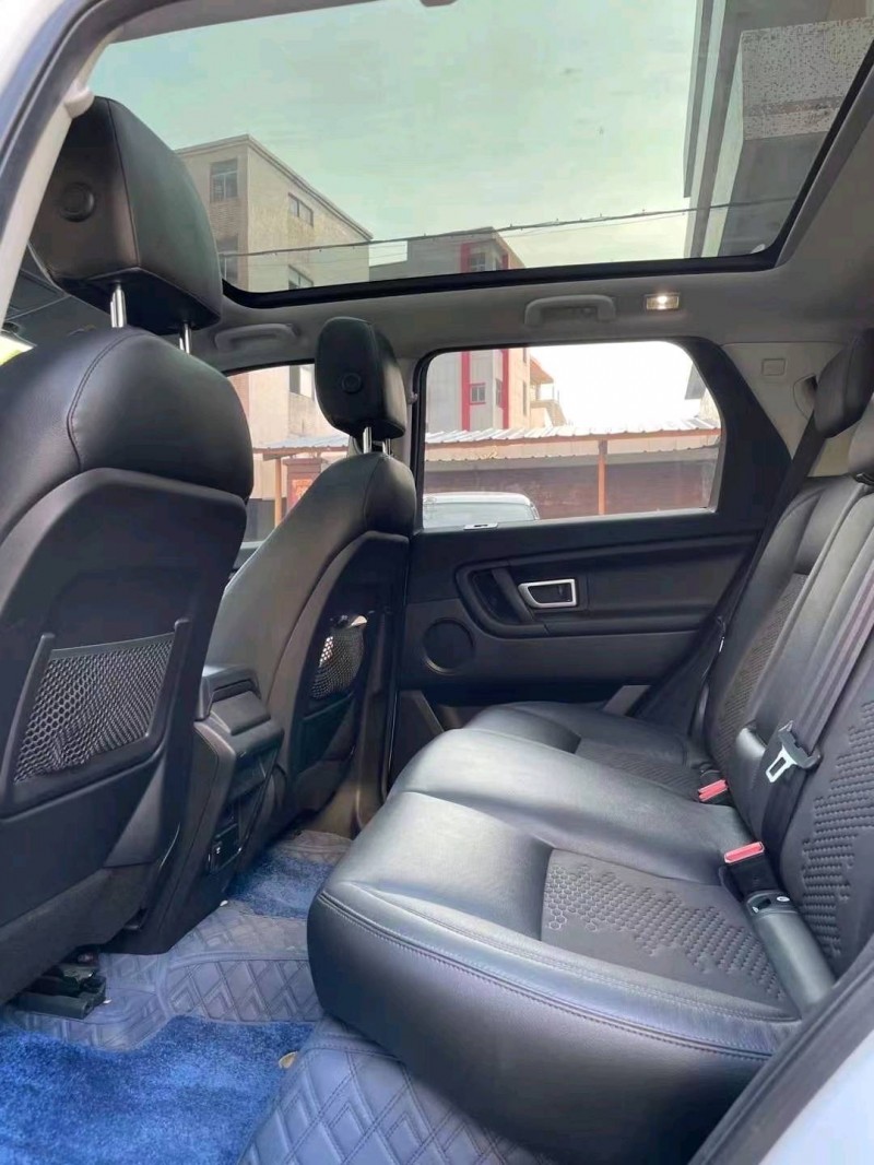 中山19年路虎发现神行7