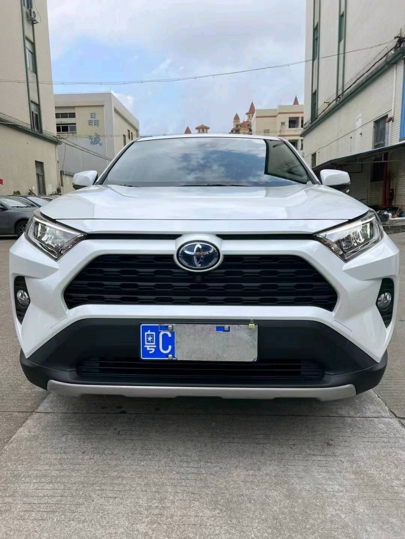 中山22年丰田RAV41