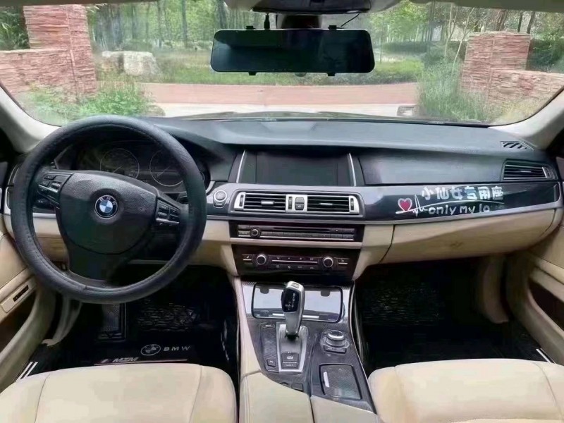 济宁11年宝马5系4