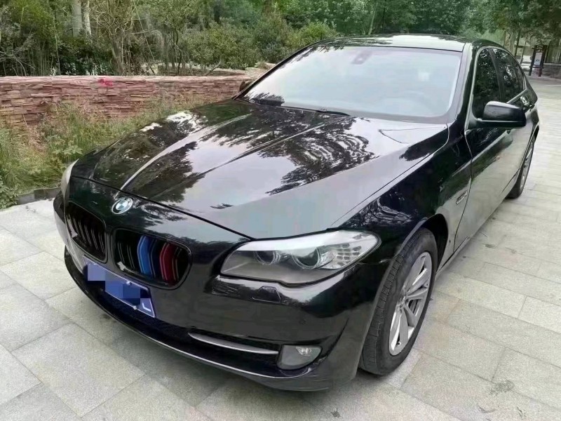 济宁11年宝马5系3