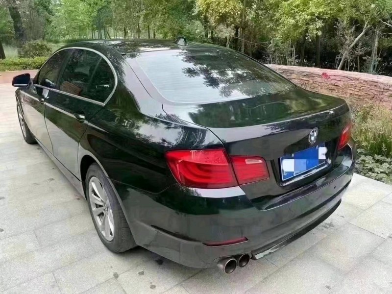 济宁11年宝马5系7