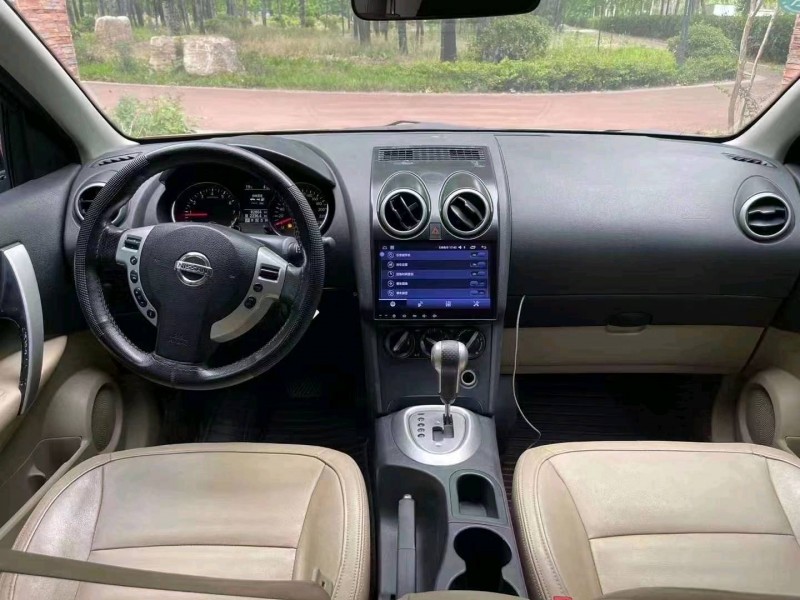 济宁13年日产逍客4