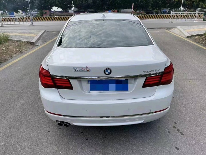 济宁15年宝马7系9