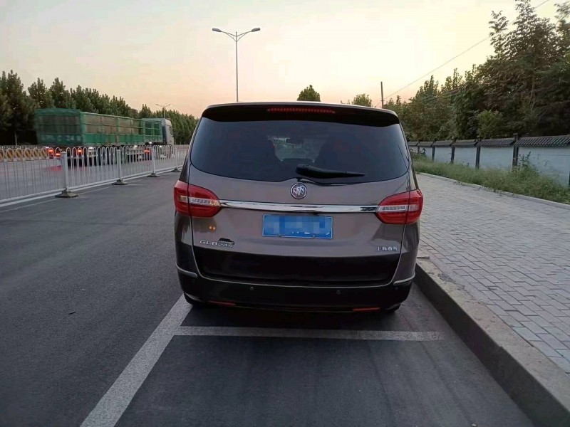 济宁14年别克GL89