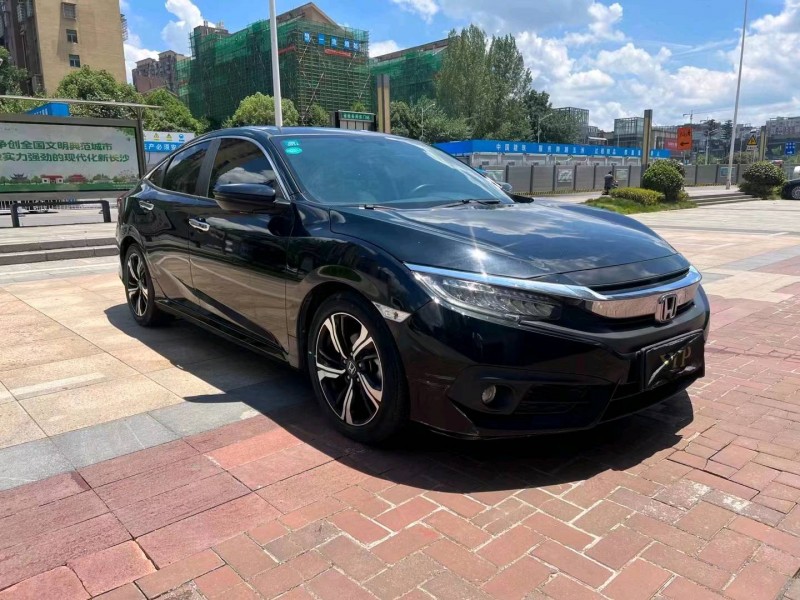 邵阳18年本田思域3