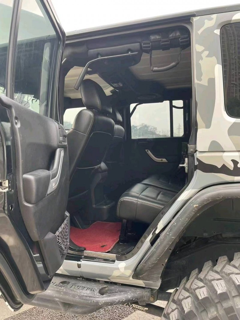 重慶12年Jeep牧馬人4