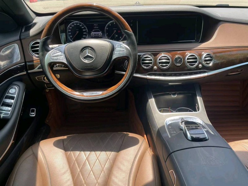 重庆16年奔驰迈巴赫S级6