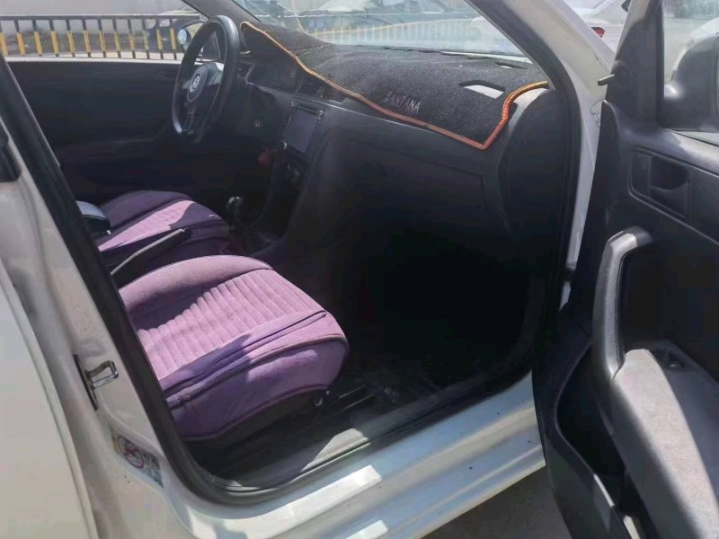 北京16年大众桑塔纳8