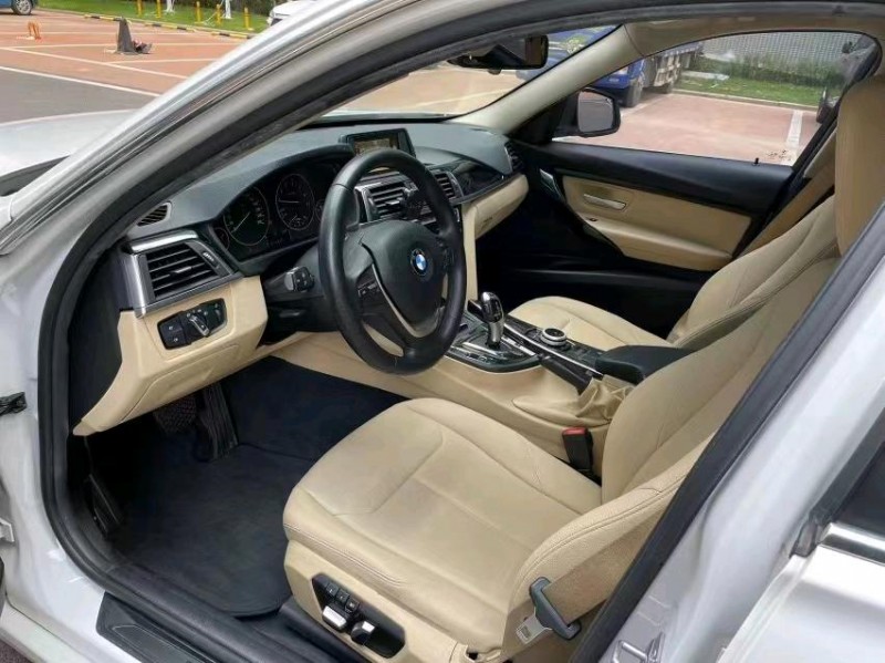 东莞17年宝马3系4