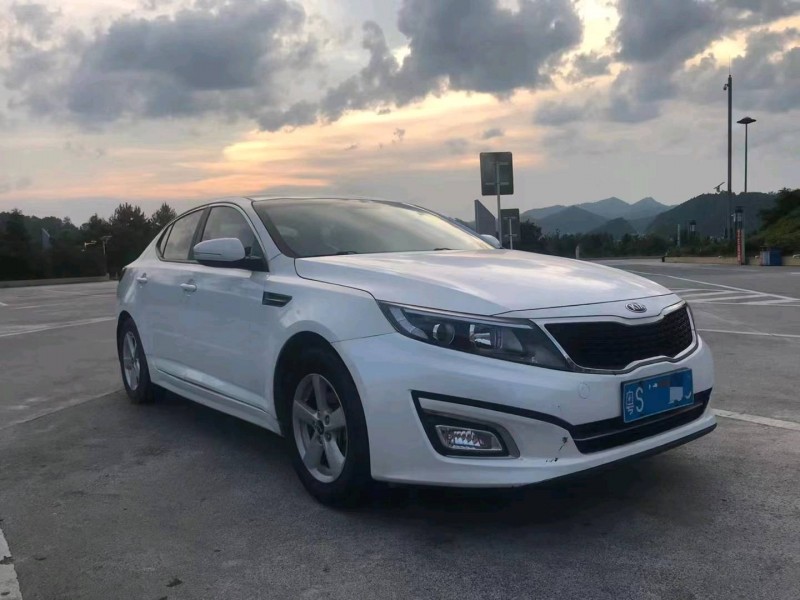 东莞16年起亚K52