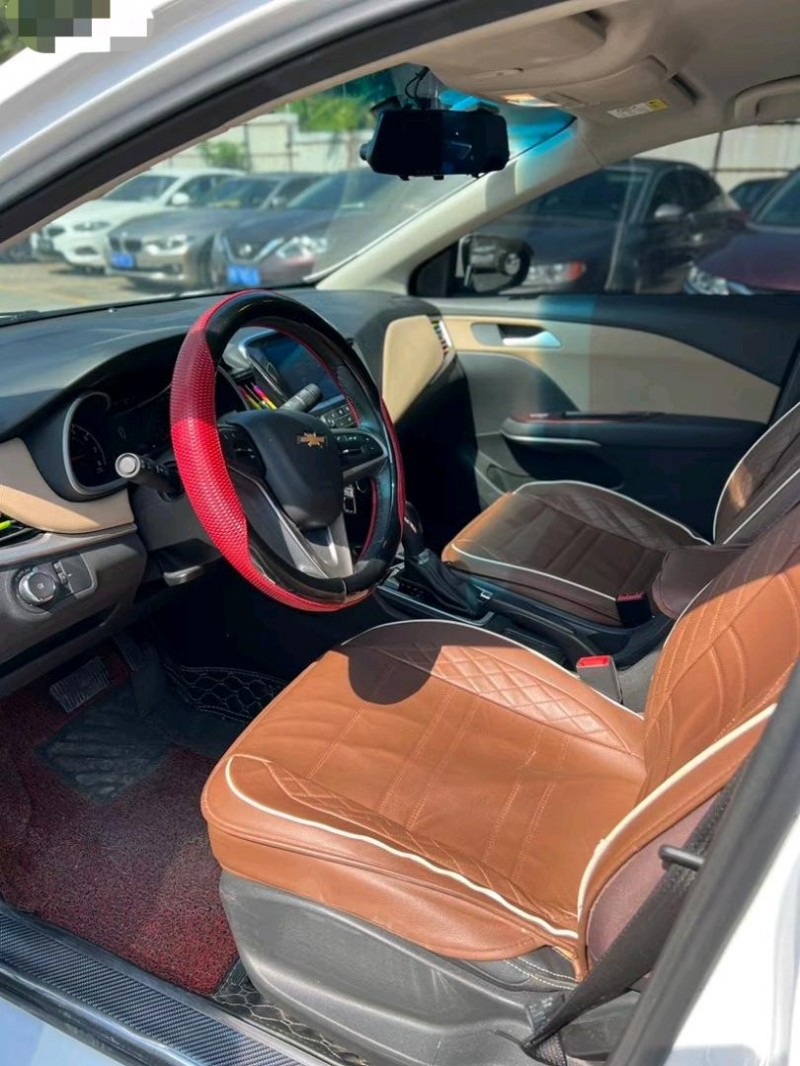 东莞20年雪佛兰科沃兹6