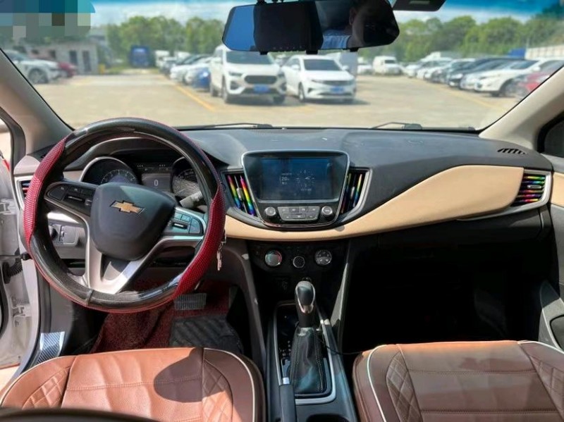 东莞20年雪佛兰科沃兹5