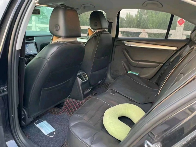 东营17年斯柯达明锐4