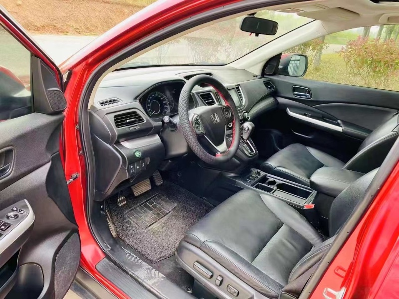 青岛15年本田CRV4