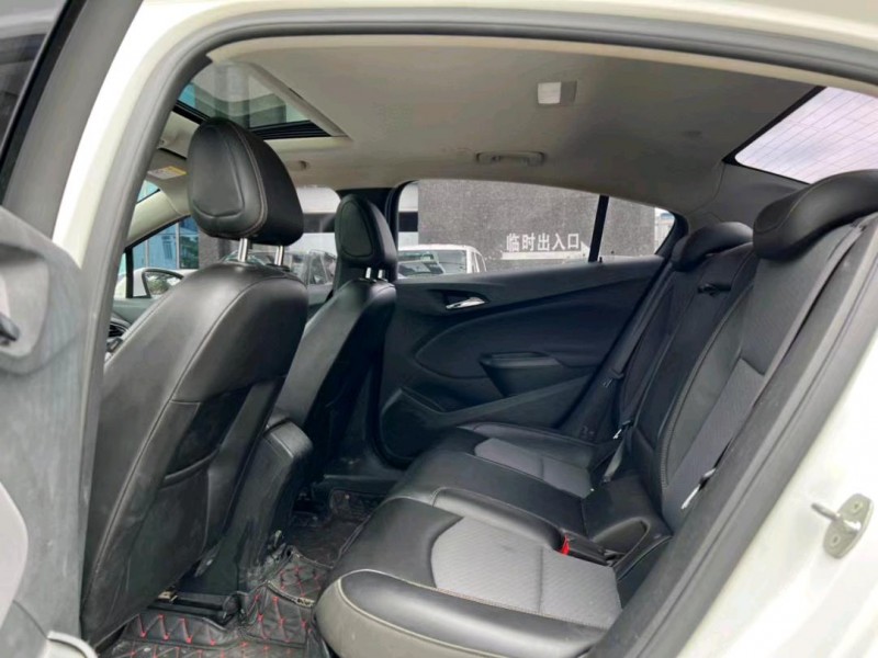 东莞17年雪佛兰科鲁兹5