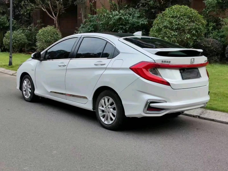 重庆16年本田竞瑞5