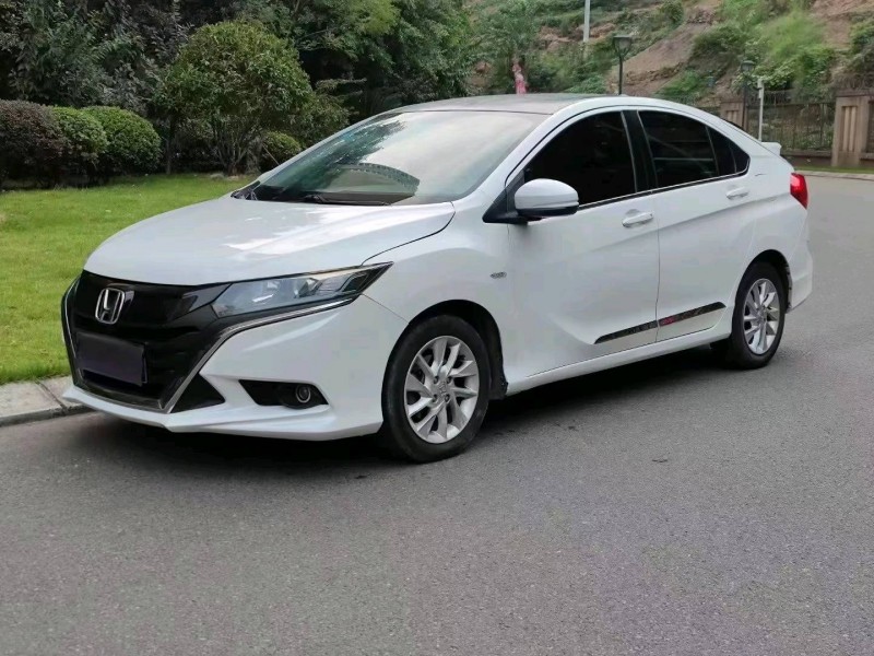 重庆16年本田竞瑞6