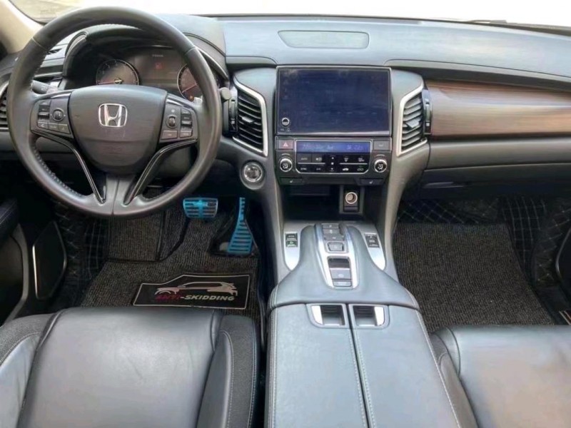 中山19年本田冠道8