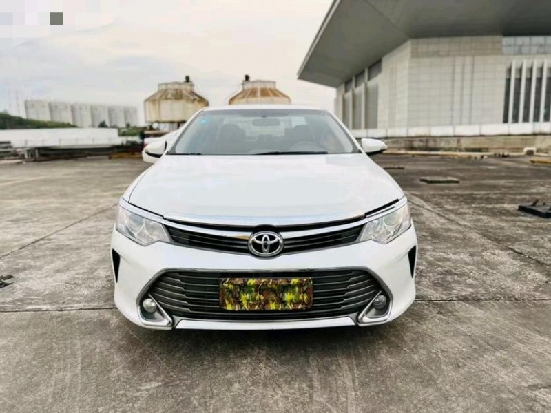 东莞16年丰田凯美瑞1