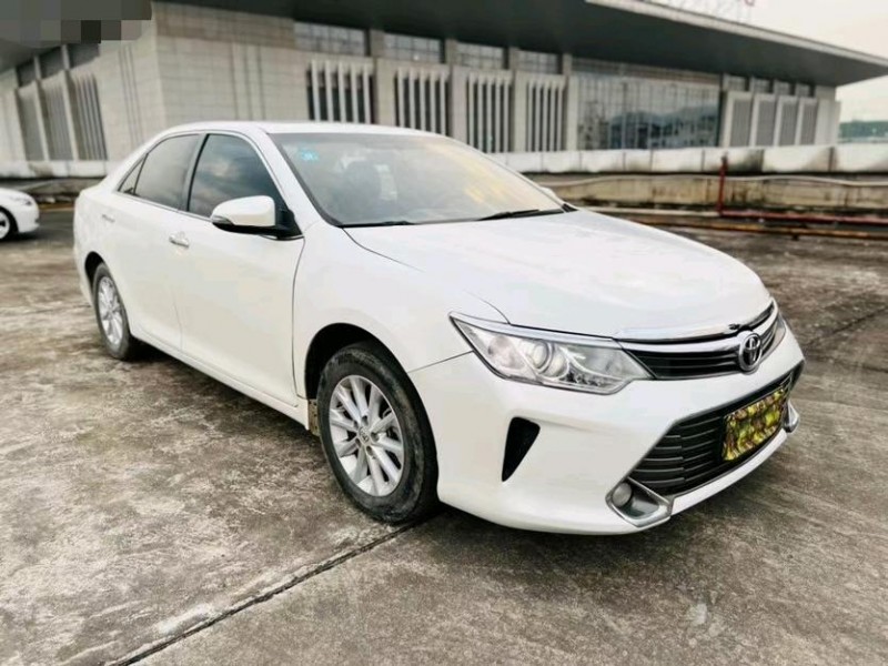 东莞16年丰田凯美瑞2