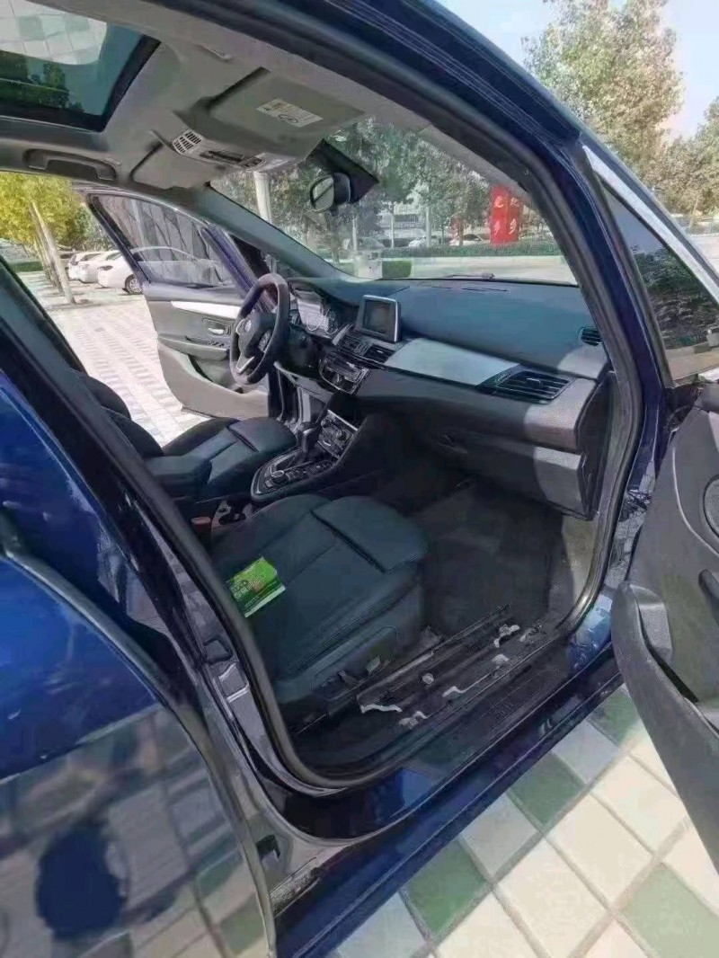 北京18年宝马2系4