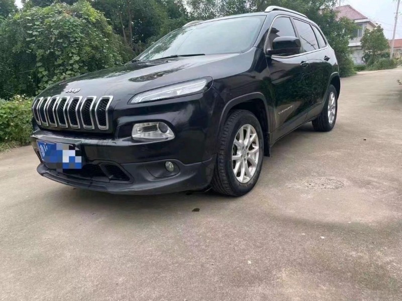 煙臺16年Jeep自由光8