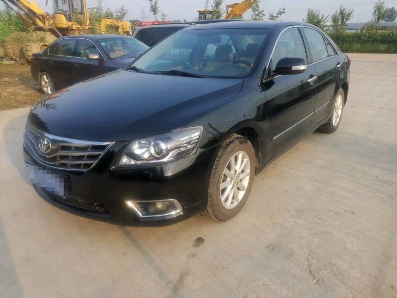 保定13年丰田凯美瑞1