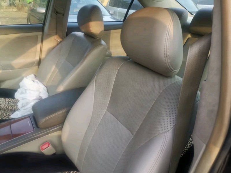 保定13年丰田凯美瑞3