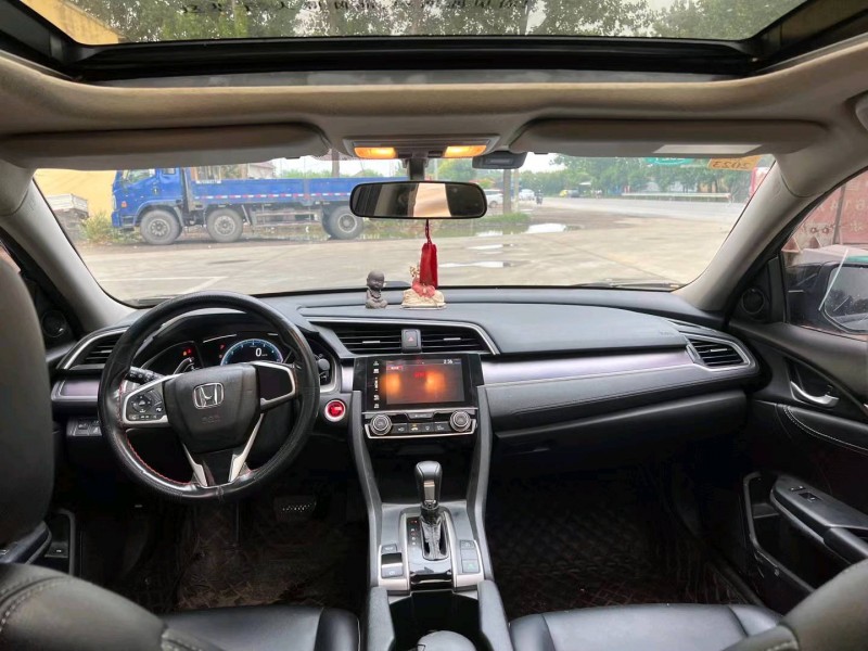 北京19年本田思域5