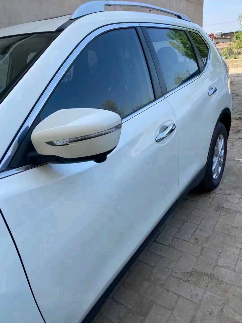 保定15年日产奇骏2