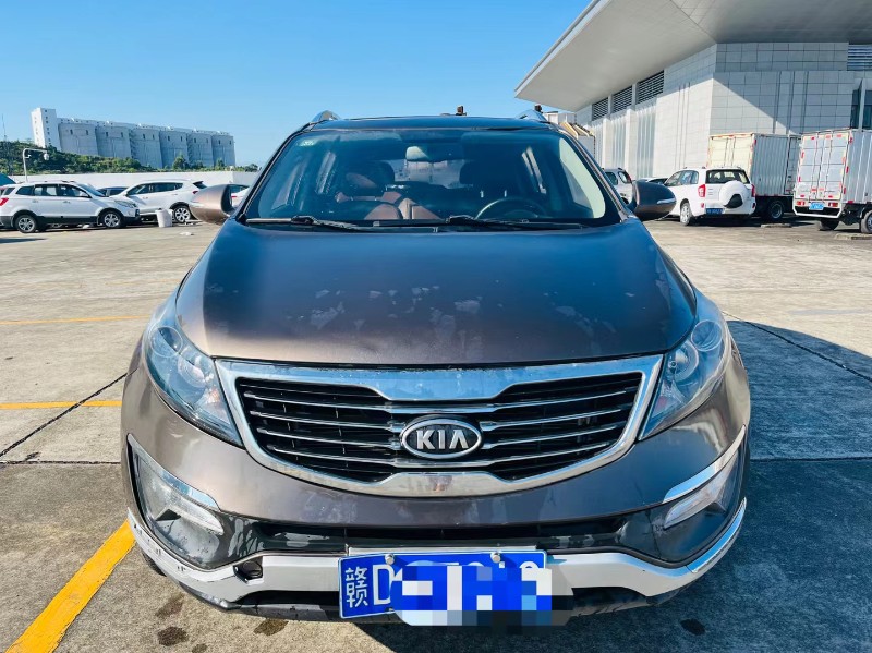 东莞14年起亚智跑1