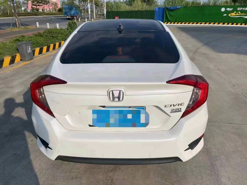 广州17年本田思域5