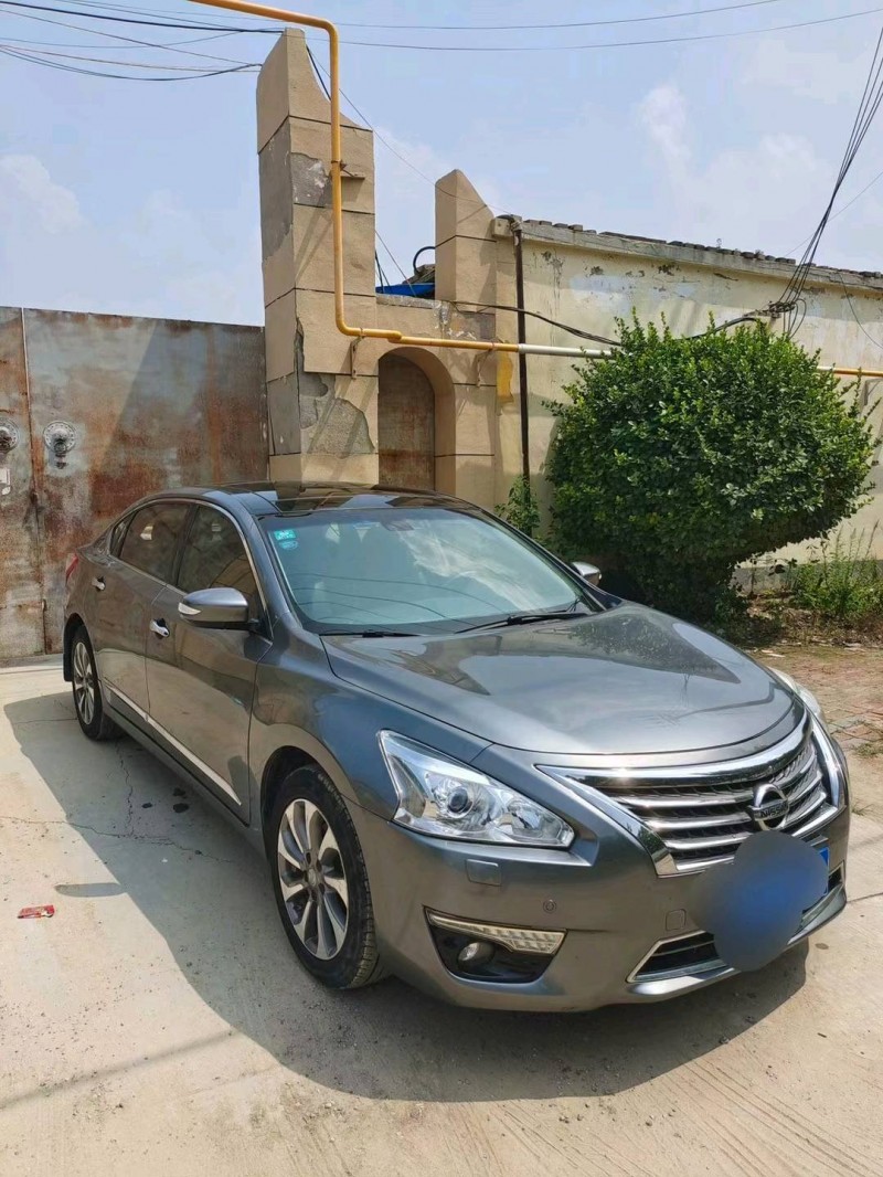 保定15年日产天籁1